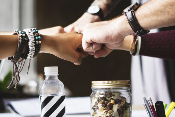 Bedrijfstraining en Teambuilding Bedrijfstraining en Teambuilding